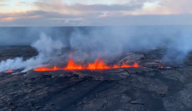 Χαβάη: Εντυπωσιακές εικόνες από το ηφαίστειο Κιλαουέα που εξερράγη μετά από μισό αιώνα