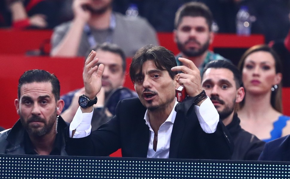 Η ΚΑΕ Ολυμπιακός καταγγέλλει τον Δημήτρη Γιαννακόπουλο – «Περιμένουμε την άμεση αντίδραση της Κυβέρνησης»