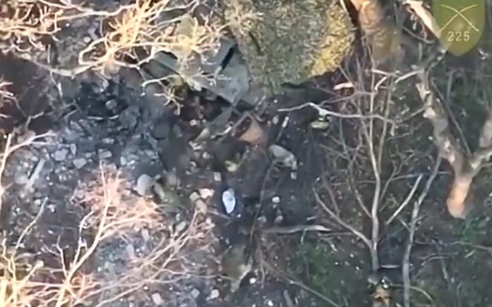 Ρώσος στρατιώτης χτυπά κατά λάθος σύντροφό του με οπισθοβολή ενός RPG-7 (βίντεο)