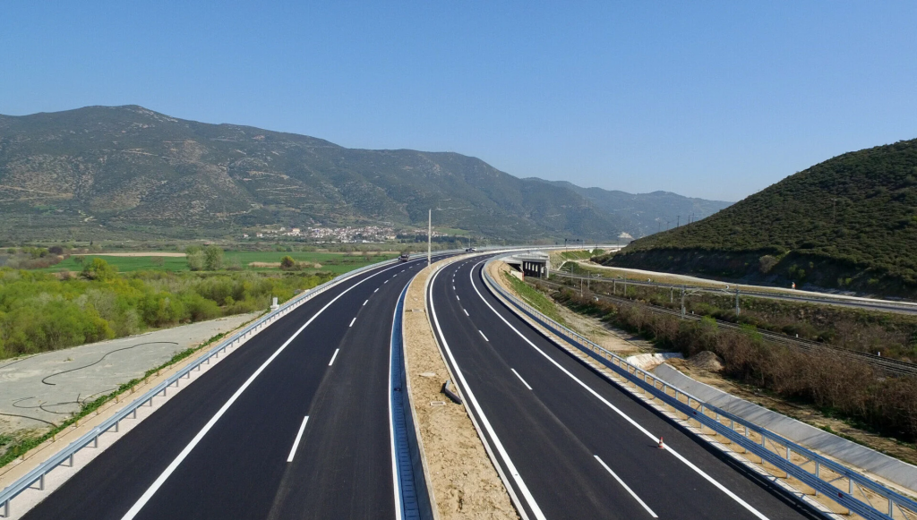 ΠΑΘΕ: Κυκλοφοριακές ρυθμίσεις μέχρι την Παρασκευή και στα δύο ρεύματα από τα Τέμπη μέχρι την Λεπτοκαρυά