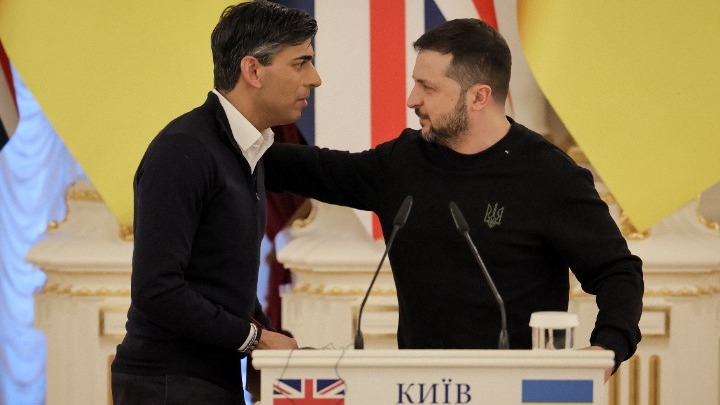 Βοήθεια σχεδόν 290 εκατ. ευρώ στην Ουκρανία θα ανακοινώσει στην G7 η Βρετανία