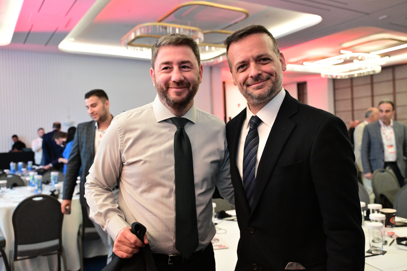 Συγκρουσιακό το κλίμα στο ΠΑΣΟΚ: Ενώ ο Ν.Ανδρουλάκης αποδέχτηκε να κριθεί στην κάλπη ο Χ.Δούκας δηλώνει ότι «οι απειλές δεν θα περάσουν»