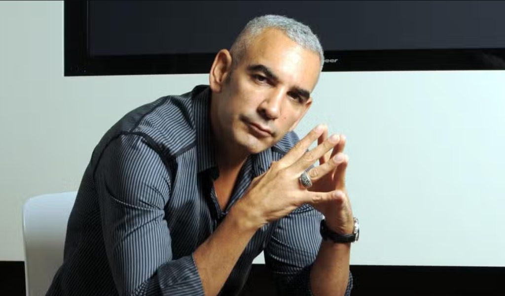 «Μυθική» αποζημίωση 900.000.000 δολ. επιδίκασε δικαστήριο του Λος Άντζελες σε γυναίκα που βιάστηκε από τον Άλκη Δαυίδ της Coca Cola