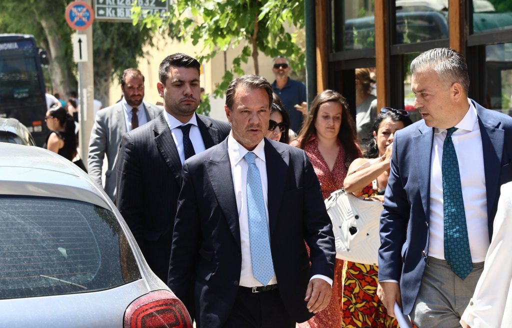 Δύο πειθαρχικές ποινές επιβλήθηκαν στον ποινικολόγο Α.Λύτρα από τον Δικηγορικό Σύλλογο Αθηνών