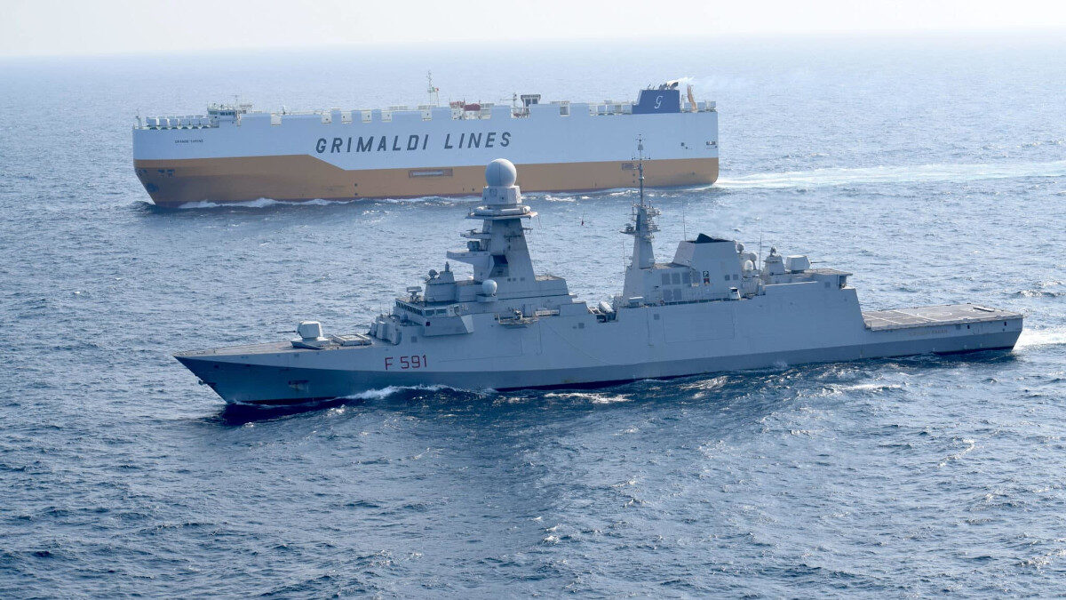 Ερυθρά Θάλασσα: Αποχώρησε το αεροπλανοφόρο USS Dwight Eisenhower – Χωρίς υποστήριξη επιχειρούν τα πλοία της ASPIDES