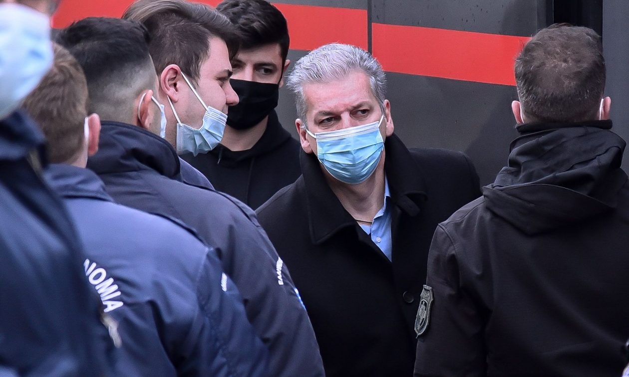 Folli Follie: Ένοχος ο Δ.Κουτσολιούτσος για ηθική αυτουργία σε πλαστογραφία, απάτη και ξέπλυμα μαύρου χρήματος