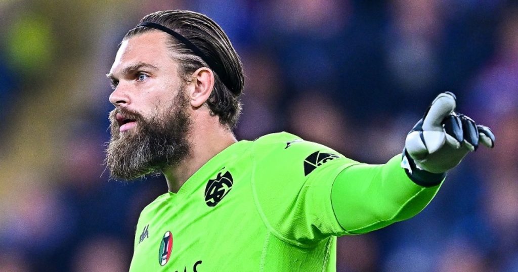 Την απόκτηση του Μπαρτολομέι Ντραγκόφσκι ανακοίνωσε ο Παναθηναϊκός