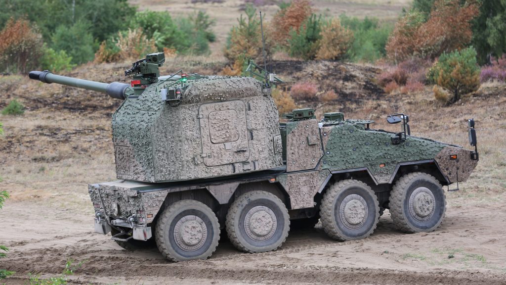 Γερμανία: 54 Α/Κ πυροβόλα των 155 χλστ. του ολοκαίνουριου συστήματος RCH 155 παραδίδουν οι Γερμανοί στους Ουκρανούς