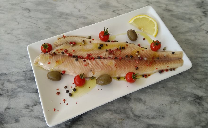 Ο ΕΦΕΤ ανακαλεί από την αγορά παρτίδα καπνιστής πέστροφας – Δείτε ποια αφορά (φώτο)