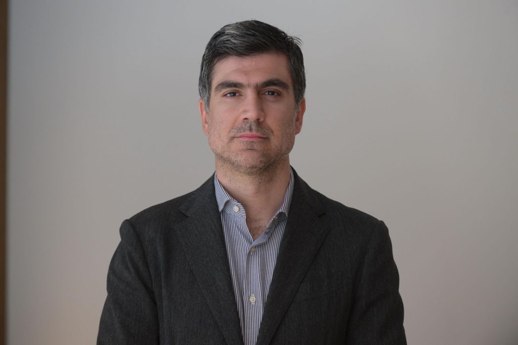 Θ.Γλαβίνας: «Ο Ανδρουλάκης αυτονόητα θα παραμείνει ακόμη κι αν δεν εκλεγεί πρόεδρος»