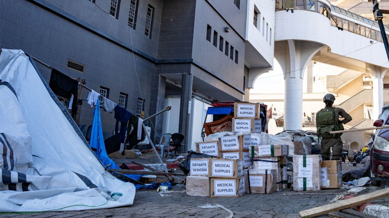 Ισραήλ: Ελευθέρωσε τον διευθυντή του νοσοκομείου Αλ-Σίφα και δεκάδες κρατούμενους