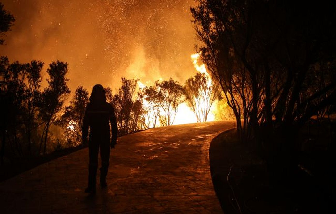 Προφυλακίστηκε ο 38χρονος Ρουμάνος που συνελήφθη για τη φωτιά στη Ραφήνα