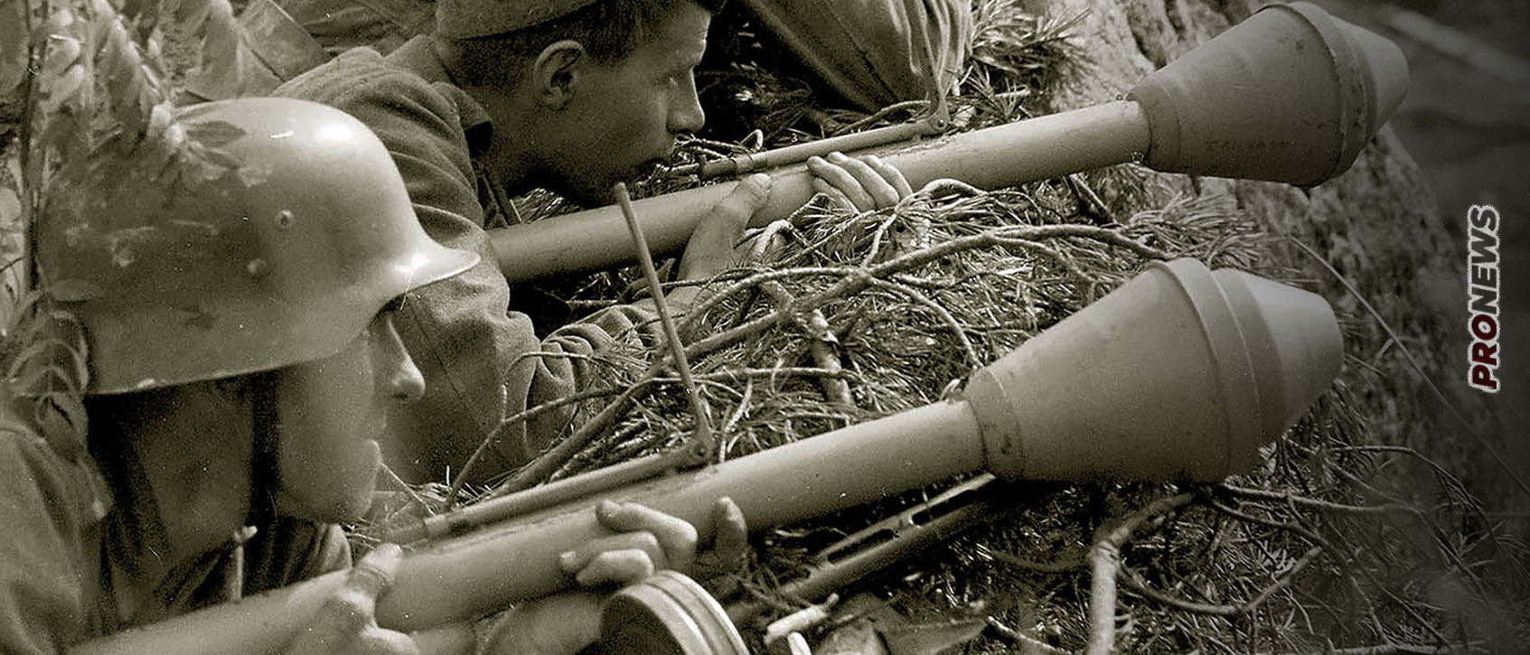 Γερµανία 1945: Τα πληρώματα των U-Boot καταστρέφουν βρετανικά άρματα μάχης