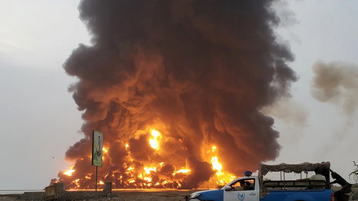 Υεμένη: «Θα πληρώσετε το τίμημα» λένε οι Χούθι ύστερα από την ισραηλινή αεροπορική επιδρομή