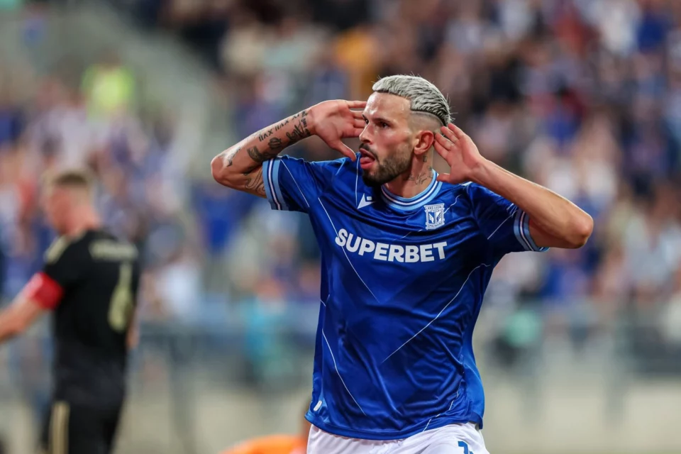 Ο Κρίστοφερ Βέλντε απέρριψε πρόταση από το MLS για χάρη του Ολυμπιακού