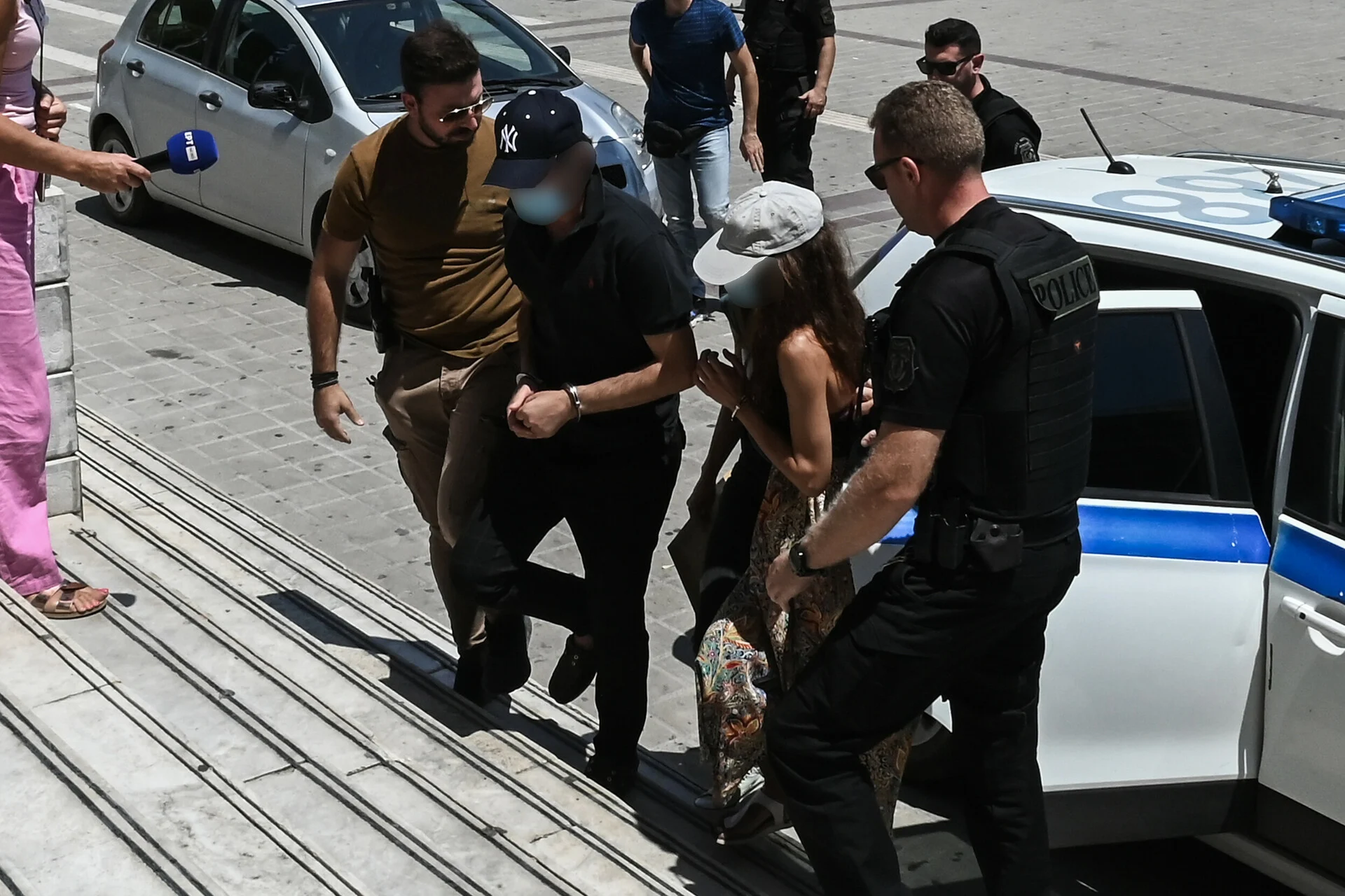 Δολοφονία 64χρονου στην Αρκαδία – Σύζυγος 41χρονου: «Μου έλεγε πόσο του αρέσω και μου ζήτησε να βρεθούμε μόνοι μας»