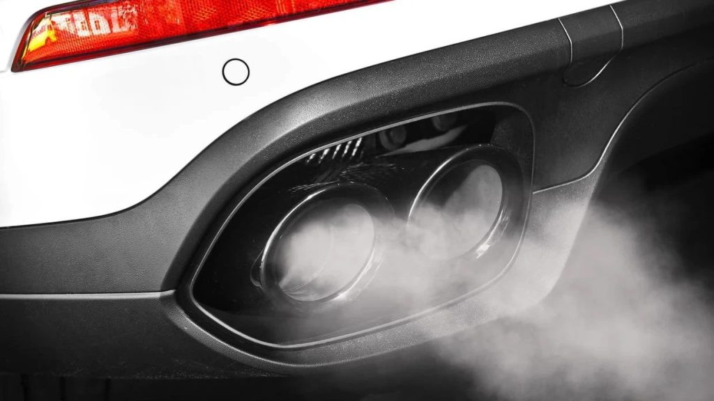 Έκπομπές CO₂, γιατί παραμένουν βραχνάς για τις εταιρείες;