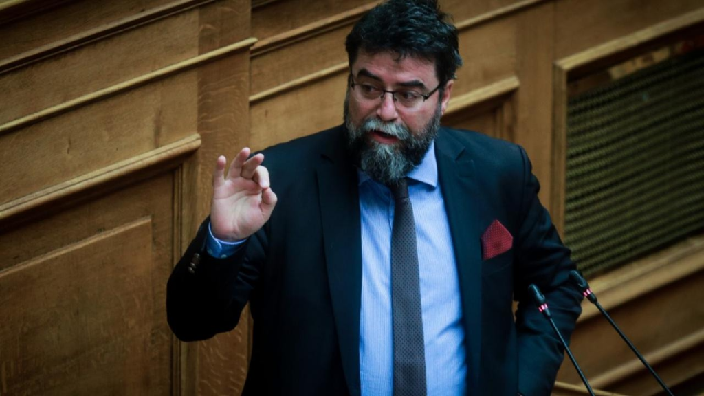 Βόμβα» στη Βουλή: Ο B.Οικονόμου παραδέχεται λαθρεμπόριο καυσίμων στα τρένα – Σύνδεση με την τραγωδία στα Τέμπη!