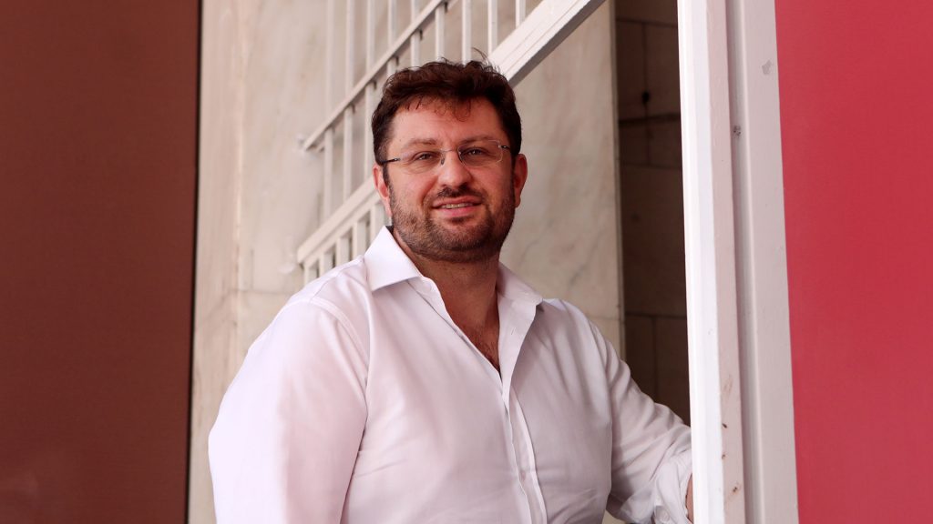 Νέα «πυρά» Κ.Ζαχαριάδη σε Σ.Κασσελάκη: «Ήρθε για να διαλύσει τον ΣΥΡΙΖΑ»