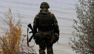 Αυστραλός μισθοφόρος πέφτει νεκρός σε τάφρο της Ουκρανίας από ρωσικά πυρά (βίντεο)