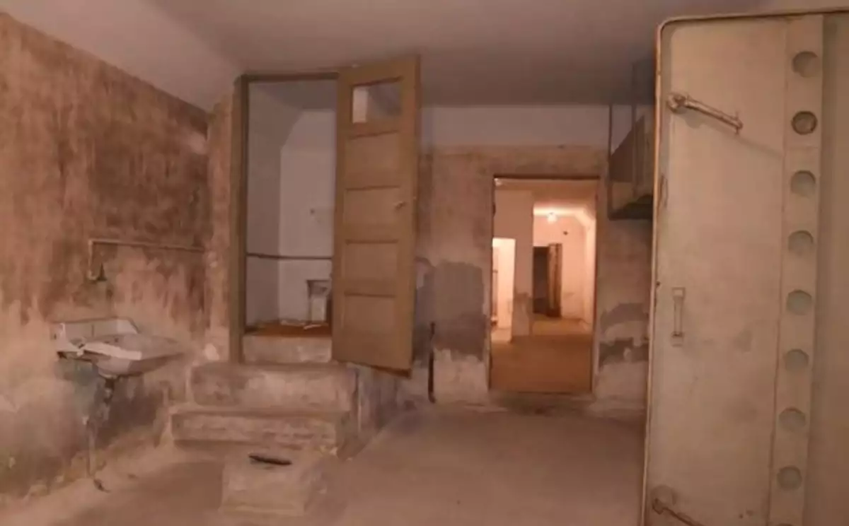 Πειραιάς: Στη δημοσιότητα εικόνες από καταφύγιο του Β’ Παγκοσμίου Πολέμου