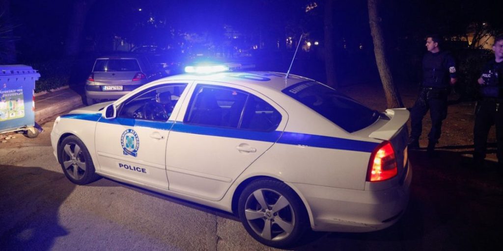 Γλυφάδα: Έκρηξη από γκαζάκια σε είσοδο πολυκατοικίας – Μικρές υλικές ζημιές