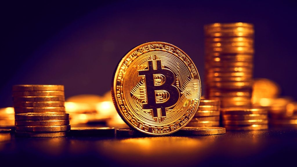 Bitcoin: Αναμένουν ότι θα «σκαρφαλώσει» στο μισό εκατ. δολάρια