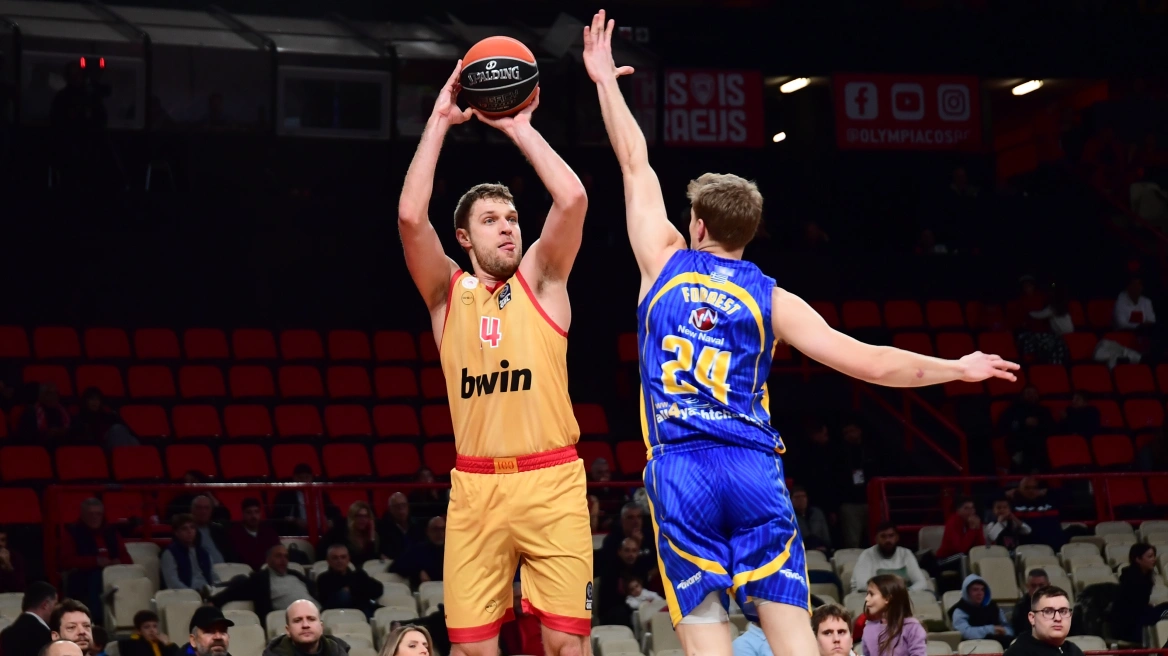 Basket League: Ο Ολυμπιακός πιέστηκε αλλά επικράτησε 87-77 του Λαυρίου