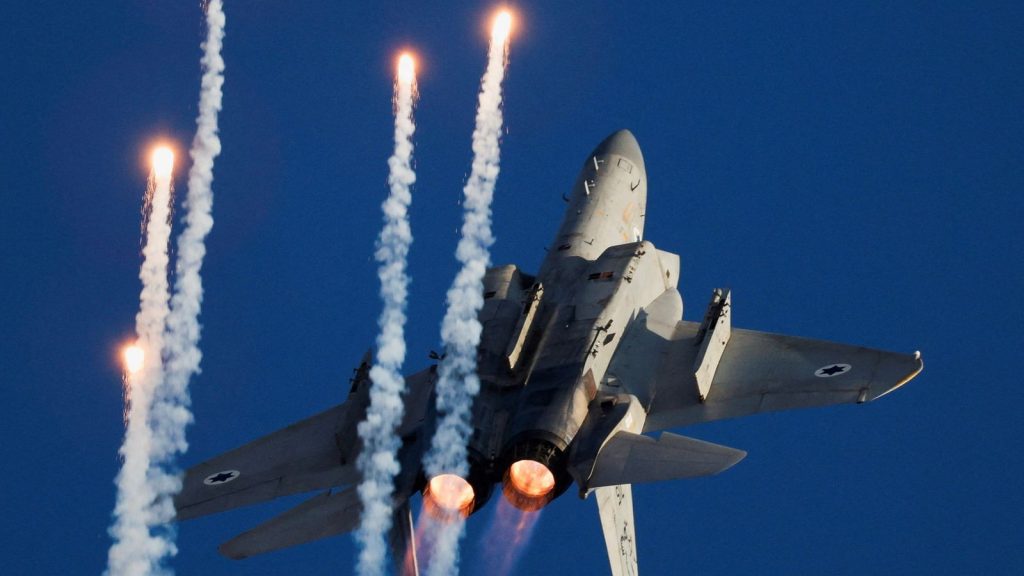 Αεροπορικές επιδρομές ισραηλινών αεροσκαφών έπληξαν στόχους στη Γάζα – Τουλάχιστον 17 νεκροί