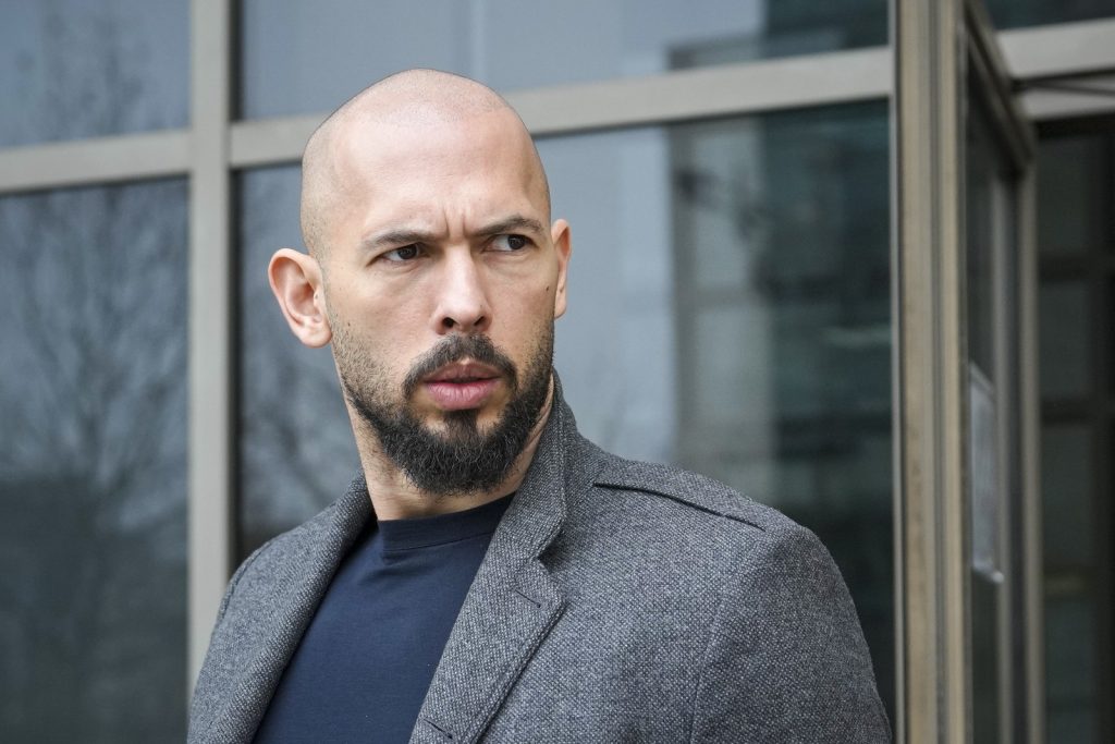 Τέλος ο κατ’οίκον περιορισμός για τον Άντριου Τέιτ