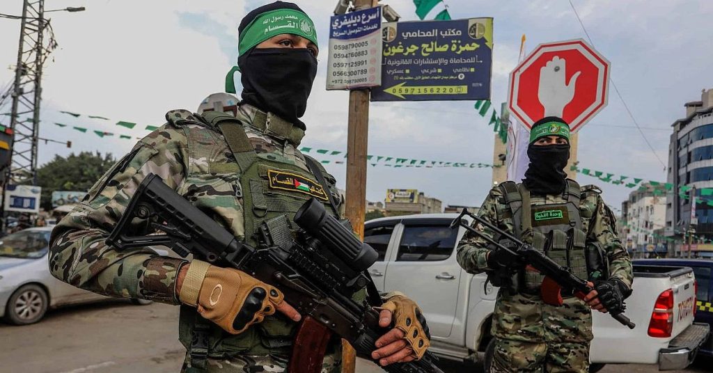 Βίντεο: Ένοπλοι της Χαμάς «παρελαύνουν» στους δρόμους της Γάζας μετά τη συμφωνία κατάπαυσης του πυρός – Τι αναφέρουν τα έγγραφα