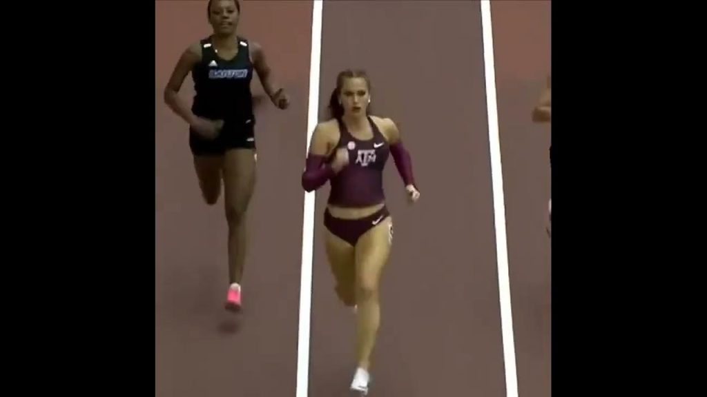 Βίντεο: Όταν οι «καυτές αθλήτριες» κάνουν ναζάκια και «παίζουν» με τον καμεραμάν!