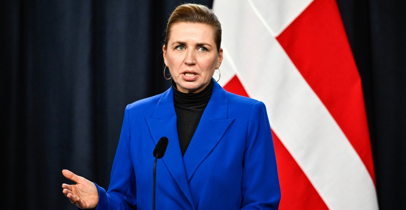 Η Δανία απομακρύνεται από την Γροιλανδία: «Αυτή θα αποφασίσει για το μέλλον της»