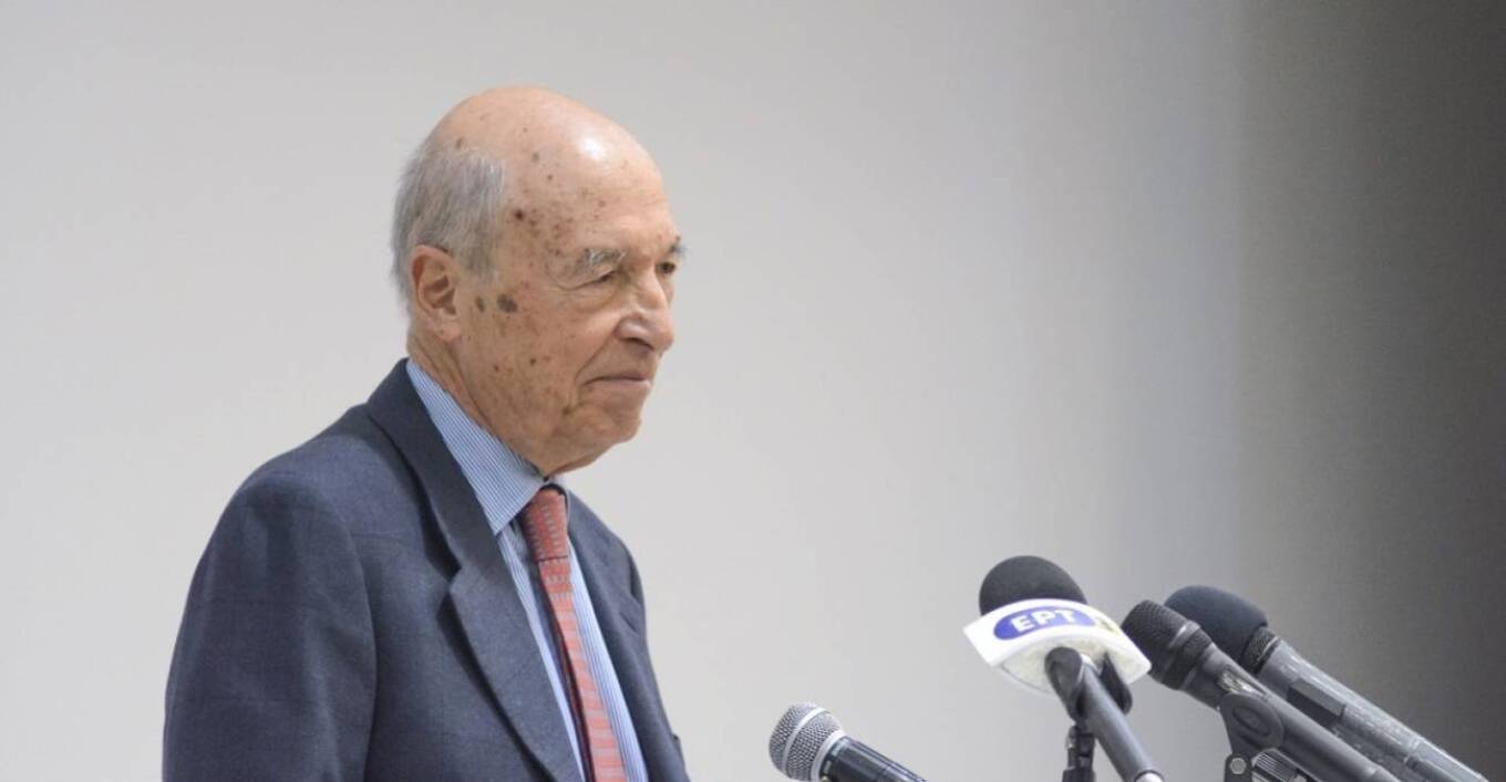 Δρόμος της Αθήνας θα μετονομαστεί σε «οδός Κώστα Σημίτη» σύμφωνα με τον Χάρη Δούκα