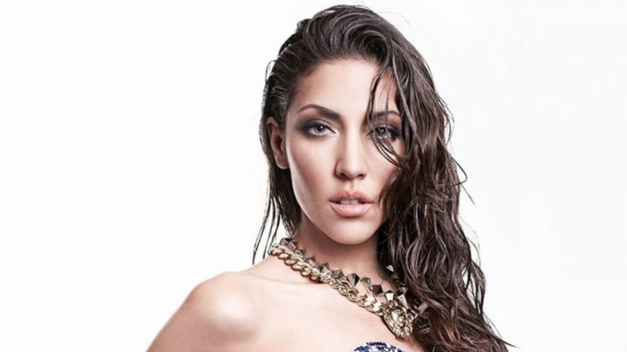 Δείτε πώς είναι σήμερα μετά από 7 χρόνια από την αποχώρησή της από τους «KINGS» η Antonella (φωτο)