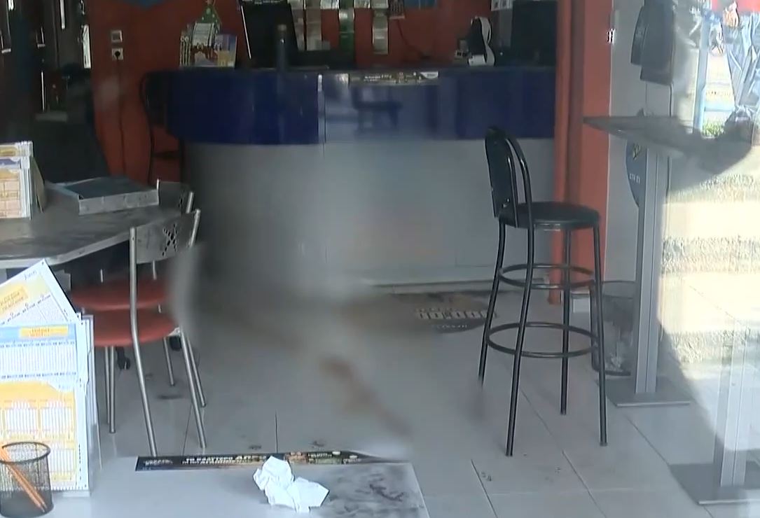 Κάμερα ασφαλείας κατέγραψε έναν δράστη της δολοφονίας ιδιοκτήτη πρακτορείου στο Παλαιό Φάληρο – Βίντεο ντοκουμέντο