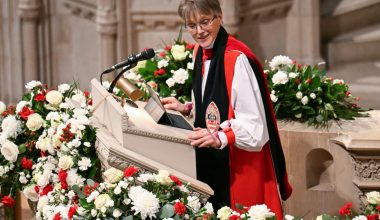 Γνωστή πολέμιος του Τραμπ η  Επίσκοπος που μίλησε για  ΛΟΑΤΚΙ στην  διάρκεια εκκλησιασμού του Αμερικανού προέδρου