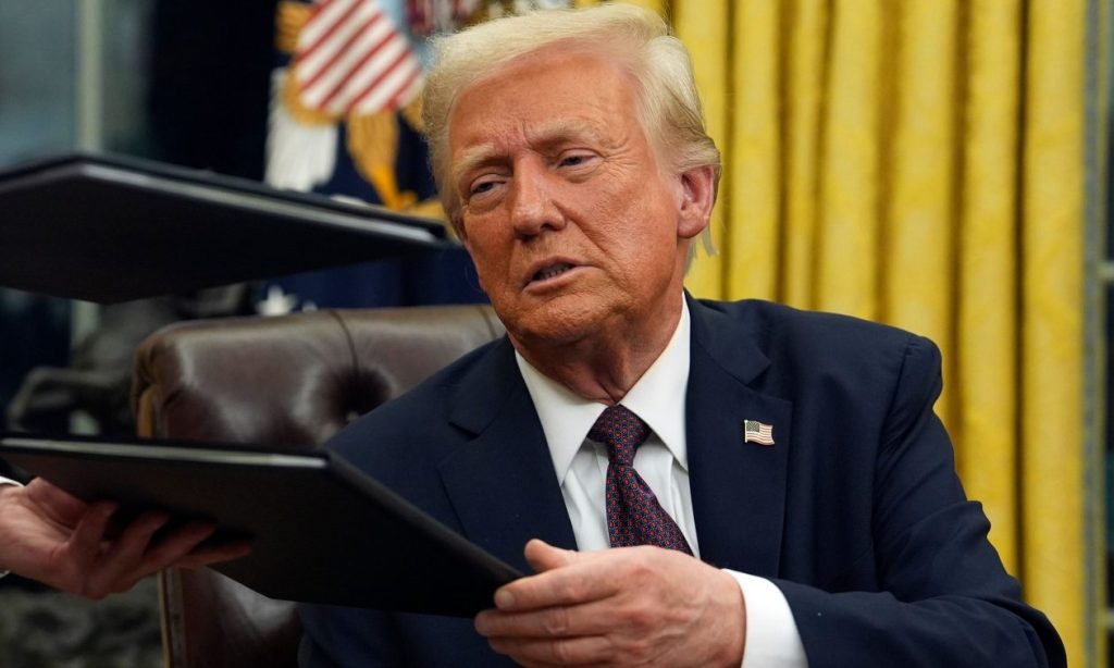 Ν.Τραμπ: Προαναγγέλλει δασμούς και σε ευρωπαϊκές χώρες – «Η ΕΕ είναι πολύ κακή μαζί μας»