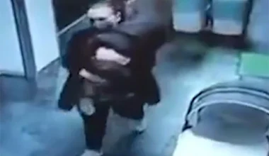 Βίντεο ντοκουμέντο: Η στιγμή που γυναίκα αρπάζει βρέφος μέσα από μαιευτήριο