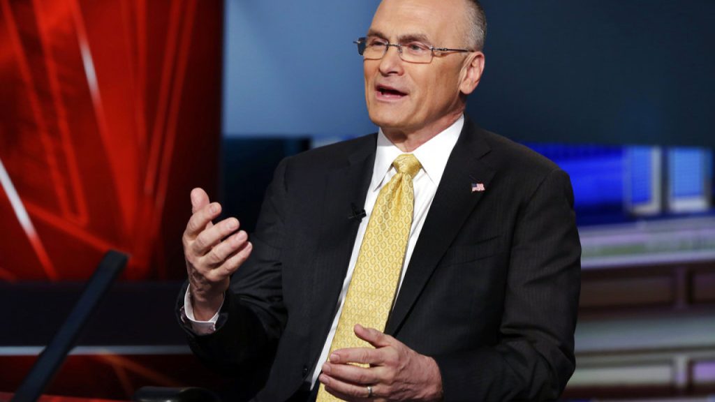 Ο Ντόναλντ Τραμπ διορίζει τον Άντριου Πάζντερ ως πρεσβευτή των ΗΠΑ στην ΕΕ