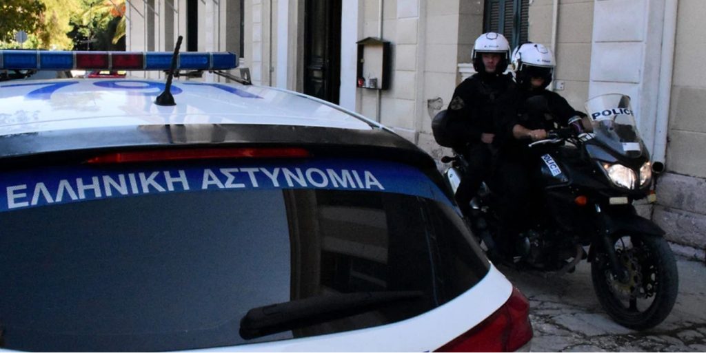 Γλυφάδα: Επίθεση με γκαζάκια σε κέντρο μελέτης