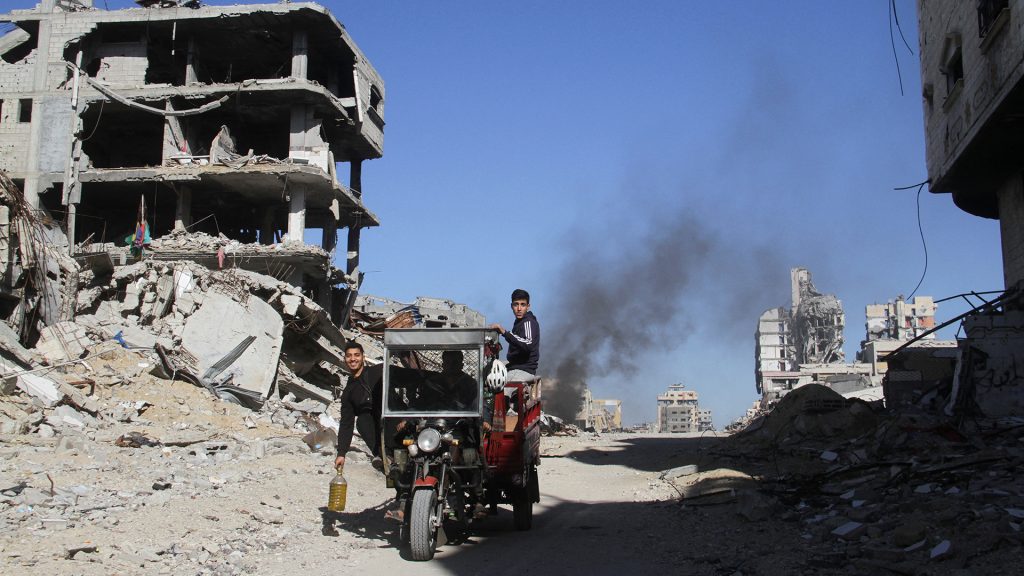 Η Χαμάς κατηγορεί το Ισραήλ ότι καθυστερεί την είσοδο της βοήθειας στη Γάζα: «Fake news» λέει το Τελ Αβίβ