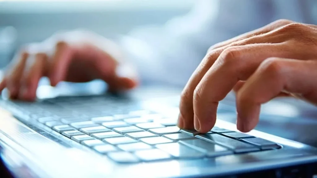 Ηράκλειο: «Μαϊμού» λογιστής άδειασε τον τραπεζικό λογαριασμό 44χρονου