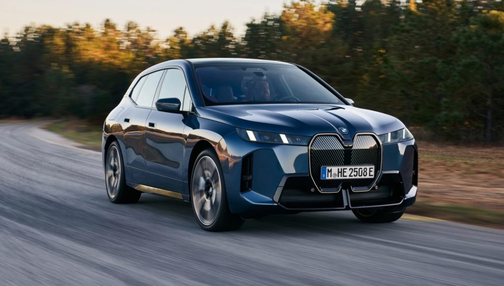 Ανακοινώθηκε η τιμή της ανανεωμένης BMW iX