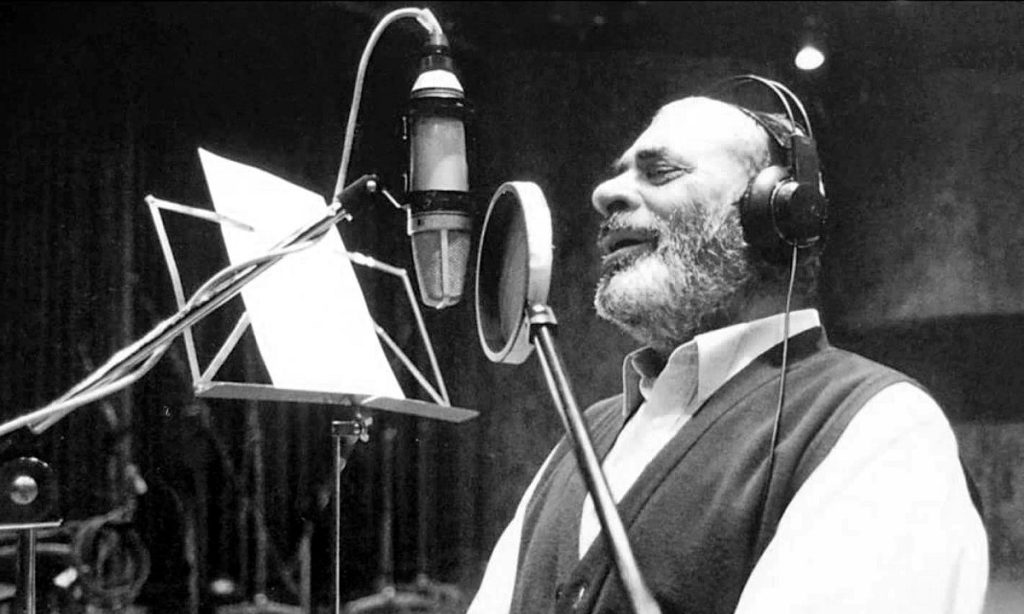 Σ.Καζαντζίδης: Γιατί δεν ήθελε να πει αρχικά το «Υπάρχω»;