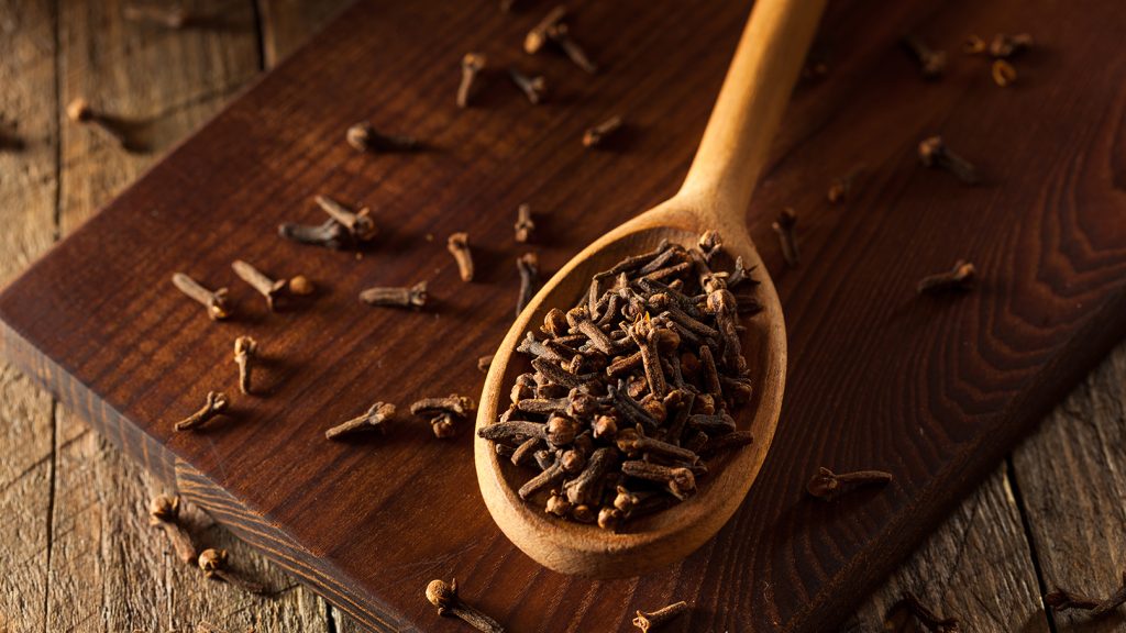 Αυτά είναι τα οφέλη που έχει για την υγεία το γαρίφαλο