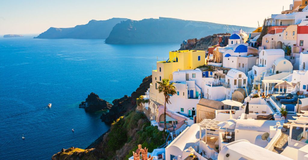 Επεκτείνονται τα μέτρα λόγω σεισμών σε Θήρα, Ανάφη, Ίο και Αμοργό – «Αδειάστε πισίνες, προσοχή για κατολισθήσεις»