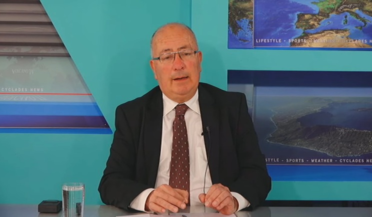 Δεν είναι τρολάρισμα: Ο δήμαρχος Θήρας Ν.Ζώρζος «καθυσηχάζει» τους Σαντορινιούς από το… Volcano (Ηφαίστειο) TV!