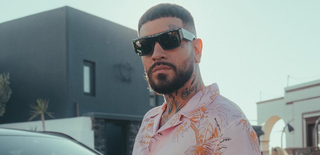 Έφοδος της αστυνομίας με εισαγγελέα στο σπίτι του Snik για την υπόθεση ενδοοικογενειακής βίας