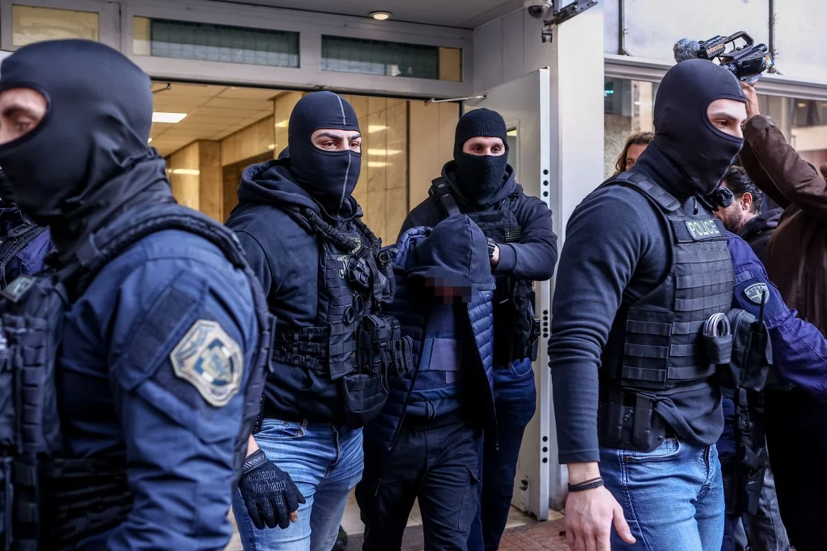 Θεσσαλονίκη: Συνελήφθησαν τρεις χούλιγκανς – Επιτέθηκαν σε ποδοσφαιριστή ερασιτεχνικού πρωταθλήματος